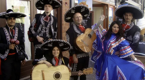 Wereldzomerfeest met mariachis
